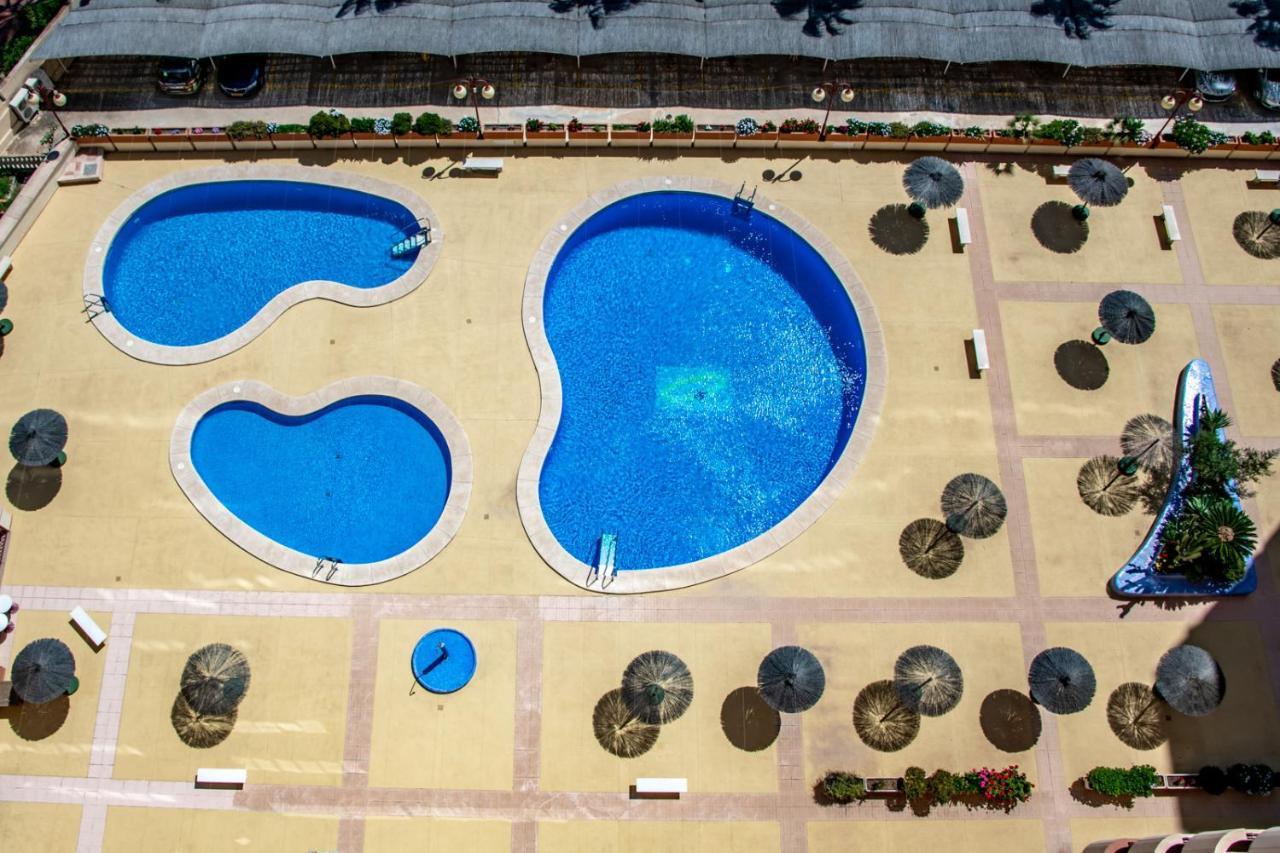 Apartamentos Zafiro Calpe Esterno foto
